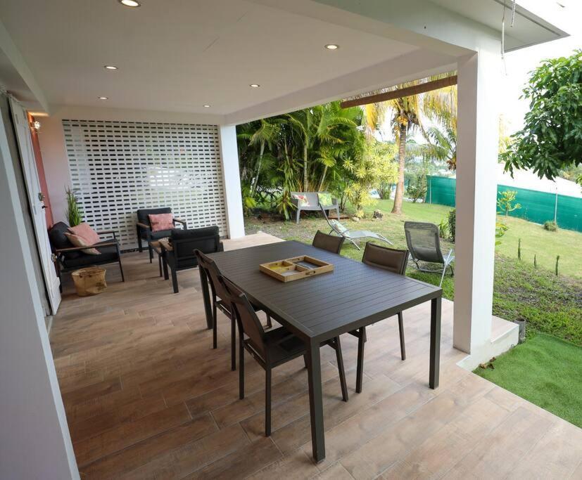 Apartament Belle Vue De Grande Anse Trois-Rivières Zewnętrze zdjęcie