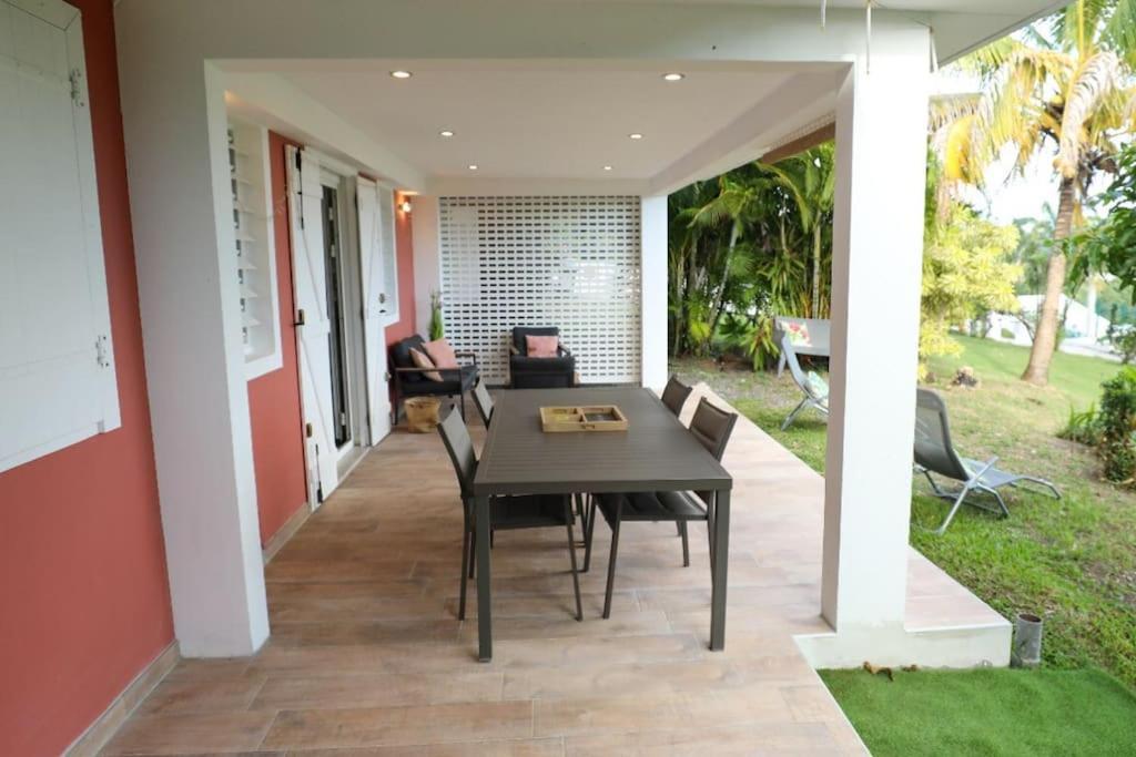 Apartament Belle Vue De Grande Anse Trois-Rivières Zewnętrze zdjęcie